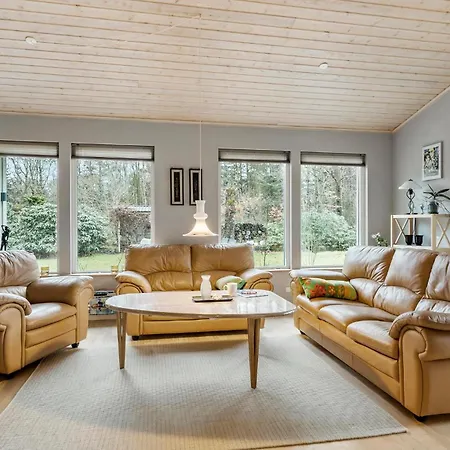 Amazing In With Sauna Højslev